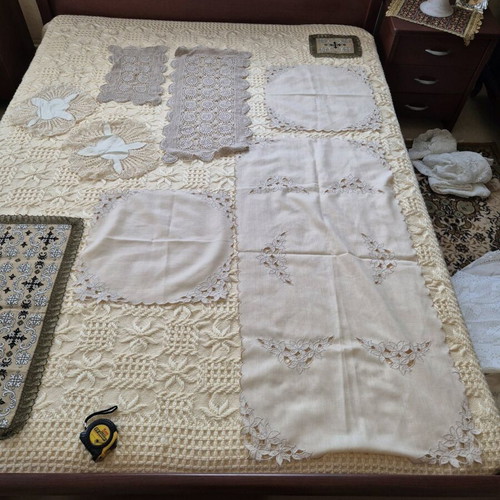 Handmade table linens set of 9 pieces new