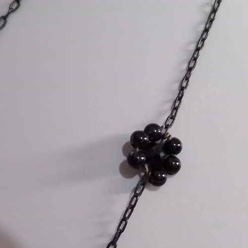 Necklace new with flowers