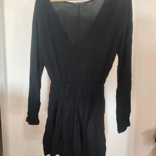 Brandy Melville Black Dress V-neck size S like new