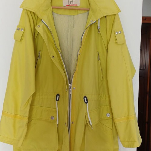 Loft Fashion yellow windproof jacket like new, size 46
