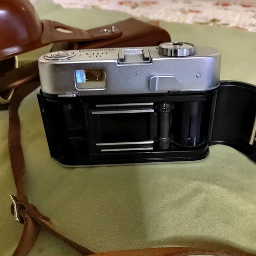 Vintage Vongathia Camera 1968 Model Used, Made in Germany with Tripod