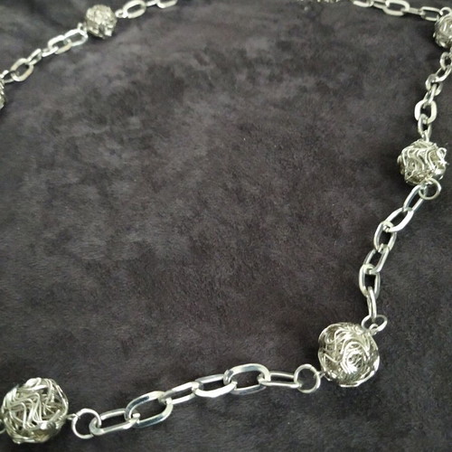 Steel necklace new, silver color