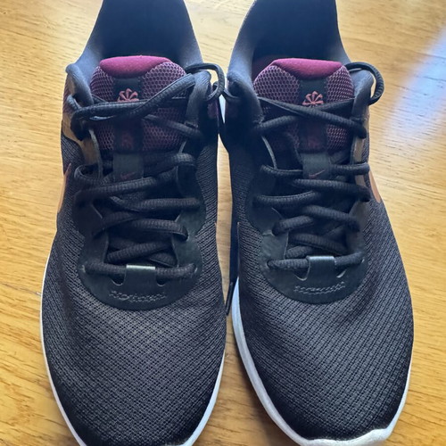 Nike Revolution 6 Next Nature Size 40 Like New Black Beetroot