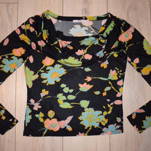 Red Valentino blouse with flowers like new, size 46