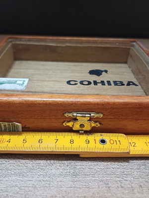 Cohiba cigar box used, 16x13.5cm