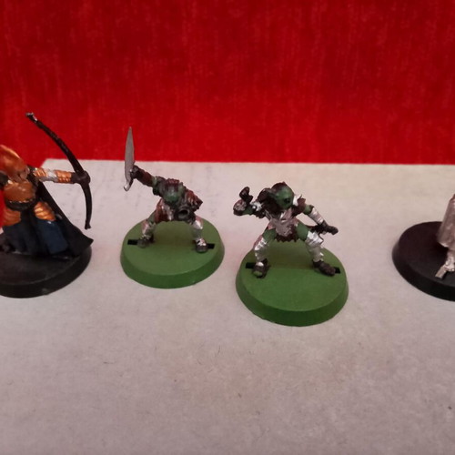 Lord O The Rinew miniatures modeling figures like new pack of 35 2003
