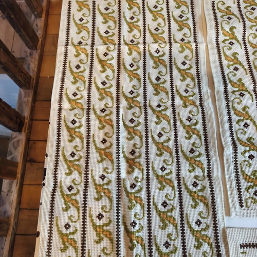 Vintage handmade set of 6 embroidered table linens