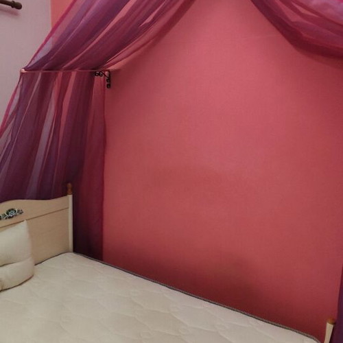 Mosquito net pink with purple like new
