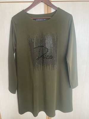 Doca dress like new, comfortable fit, size M