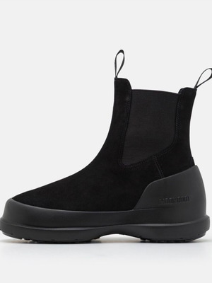 Moon Boot Luna Chelsea Suede women's boots new, size 40, black