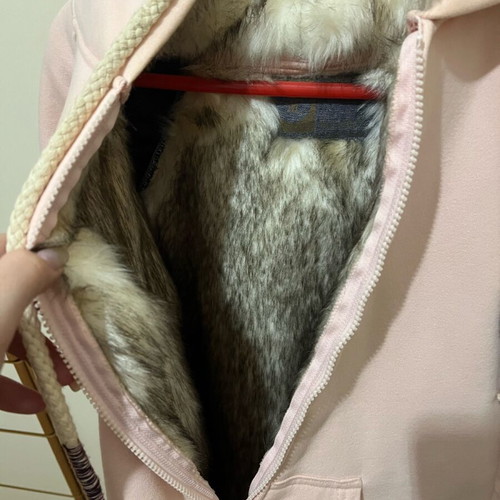 Cardigan like new with fur inside, size M