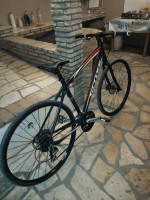 Scott mountain bike like new, 29 inch, disc brakes, black