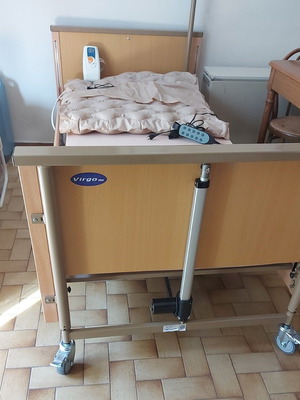 Νοσοκομειακό κρεβάτι ηλεκτρικό πολύσπαστο Mobiak Virgo σαν καινούργιο