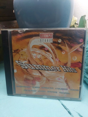 Summer Hits CD like new, pop