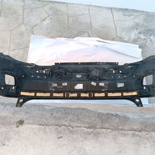 Peugeot 3008 18' bumper like new