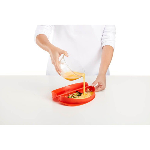 Lekue Microwave Omelet Maker New, Semi-Circular