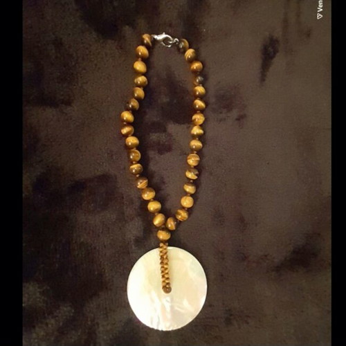 Folli Follie necklace with real stones and large mother-of-pearl, new