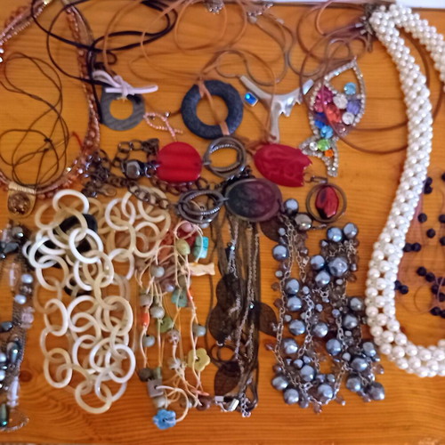 Necklaces pack of 14 like new