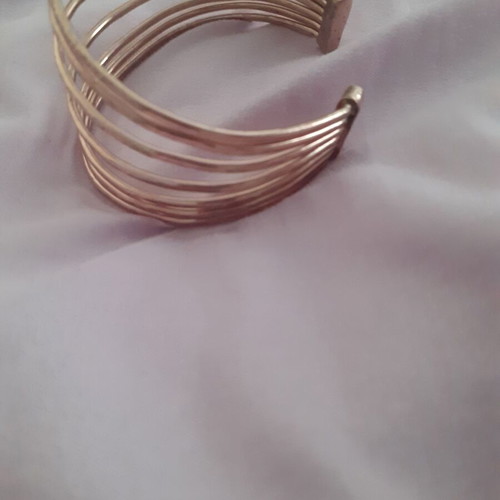 Bracelet in rose gold cuff like new