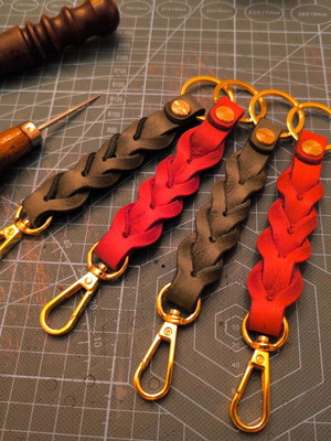 HANDMADE LEATHER KEYCHAIN