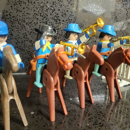 Playmobil Vintage American Cavalry used, 12 figures, 10 horses, accessories