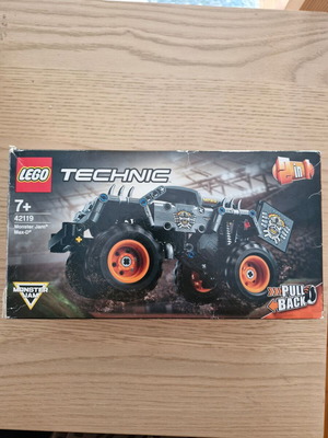 Lego Technic Monster Jam Max-D set like new