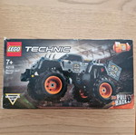 Lego Technic Monster Jam Max-D set like new