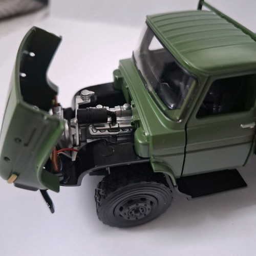 FAW Jiefang CA141 military toy truck like new, scale 1:36, metal and plastic