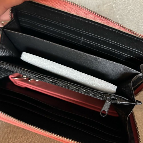 Women's wallet like new, red and pink with zipper