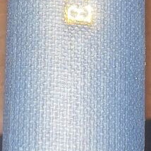 Pop and Rock hardcover book like new with bands from C to Z