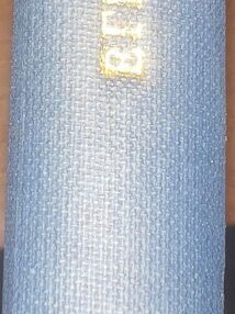 Pop and Rock hardcover book like new with bands from C to Z