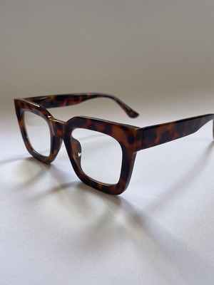 Unisex brown tortoiseshell reading glasses +2.00