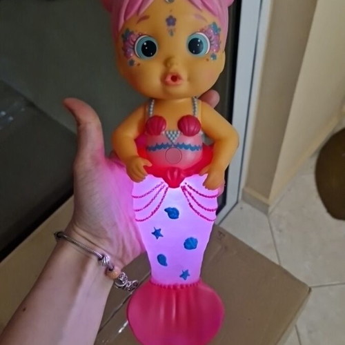 Bloopies Mermaid Sweety Light-Up Tail doll like new