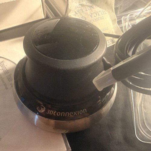 3Dconnexion SpaceNavigator 3D mouse like new
