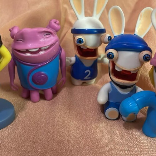 Pencils, erasers, markers, and toy stamps set new