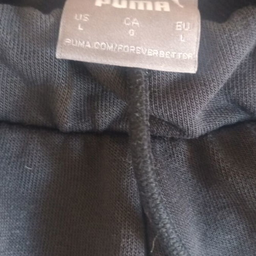 Puma athletic bermuda shorts black size L used