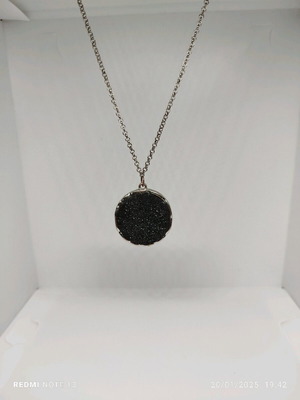 Long necklace used, black and silver, 43 cm length