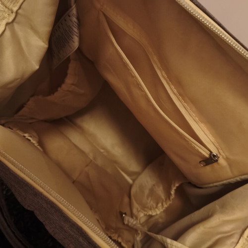 Kikkaboo Baby Bag like new with many compartments