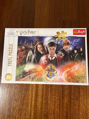 Harry Potter Puzzle 300 pieces like new