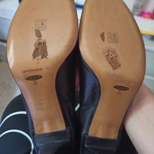 Kalogirou leather pumps size 41.5-42 like new, black