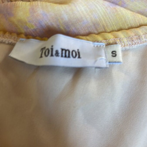 Toi&Moi women's dress size S like new, yellow