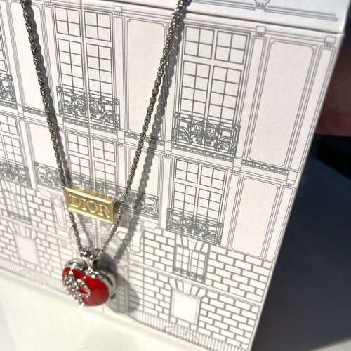 Necklace with heart motif like new, watch from Venice