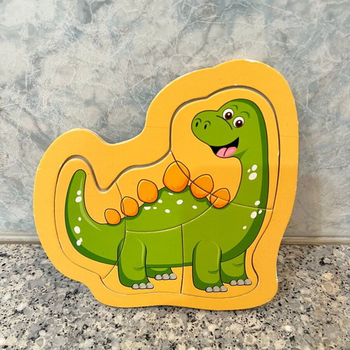 Set of 4 small puzzles used for kids with animals