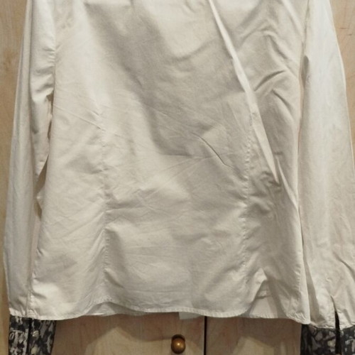 Tuzzi women's white shirt with grey lace small-medium, like new
