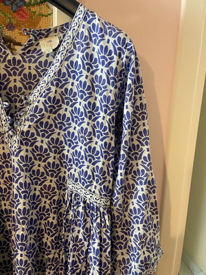 Kashish dress like new, size S