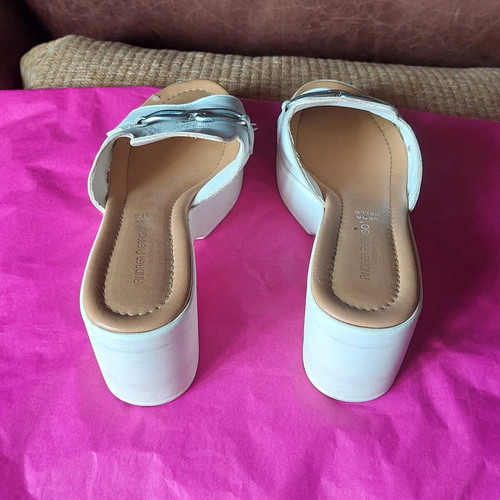Andrea Pierago white platforms with silver like new, size 40