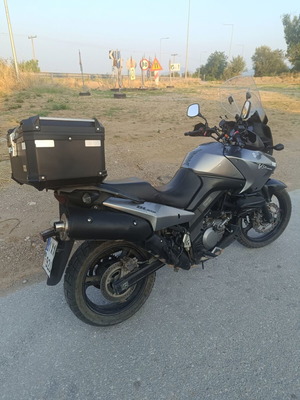 Suzuki V-Strom DL 650 almost like new, 650 cc, silver