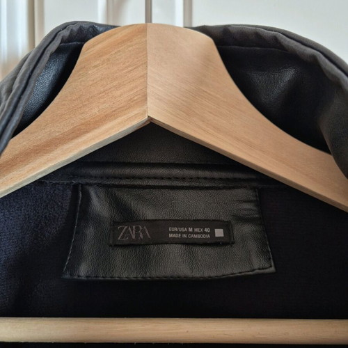 Μαύρο δερματίνη τζάκετ Zara καινούργιο, μέγεθος M