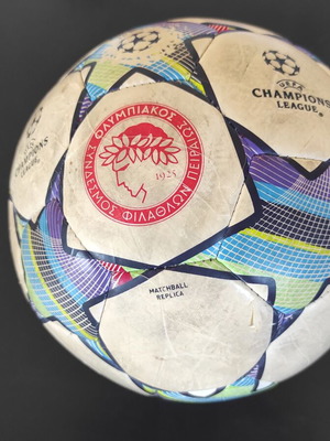 Adidas Finale 14 Match Ball Replica used, Olympiakos UEFA Champions League 2014/15