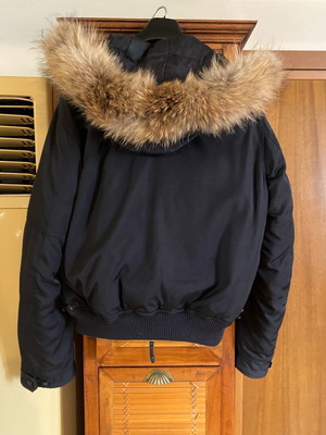 Ganash men's jacket XL like new, black with detachable fur
